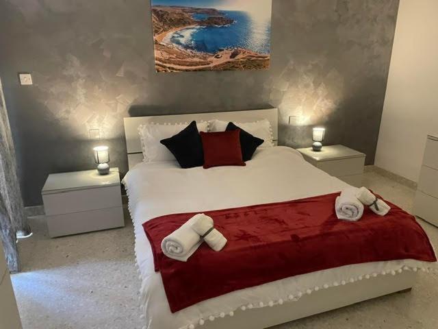 Spacious 3 Bedroom Apartment In The Heart Of St Julians Saint Julian's Dış mekan fotoğraf