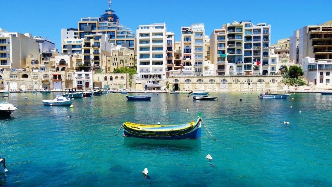 Spacious 3 Bedroom Apartment In The Heart Of St Julians Saint Julian's Dış mekan fotoğraf
