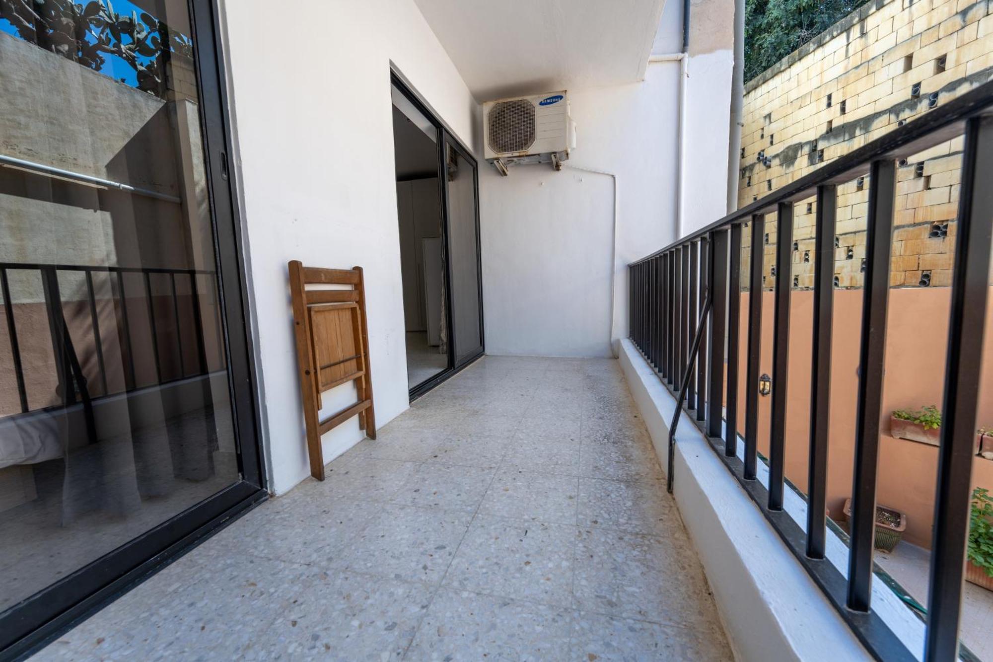 Spacious 3 Bedroom Apartment In The Heart Of St Julians Saint Julian's Dış mekan fotoğraf