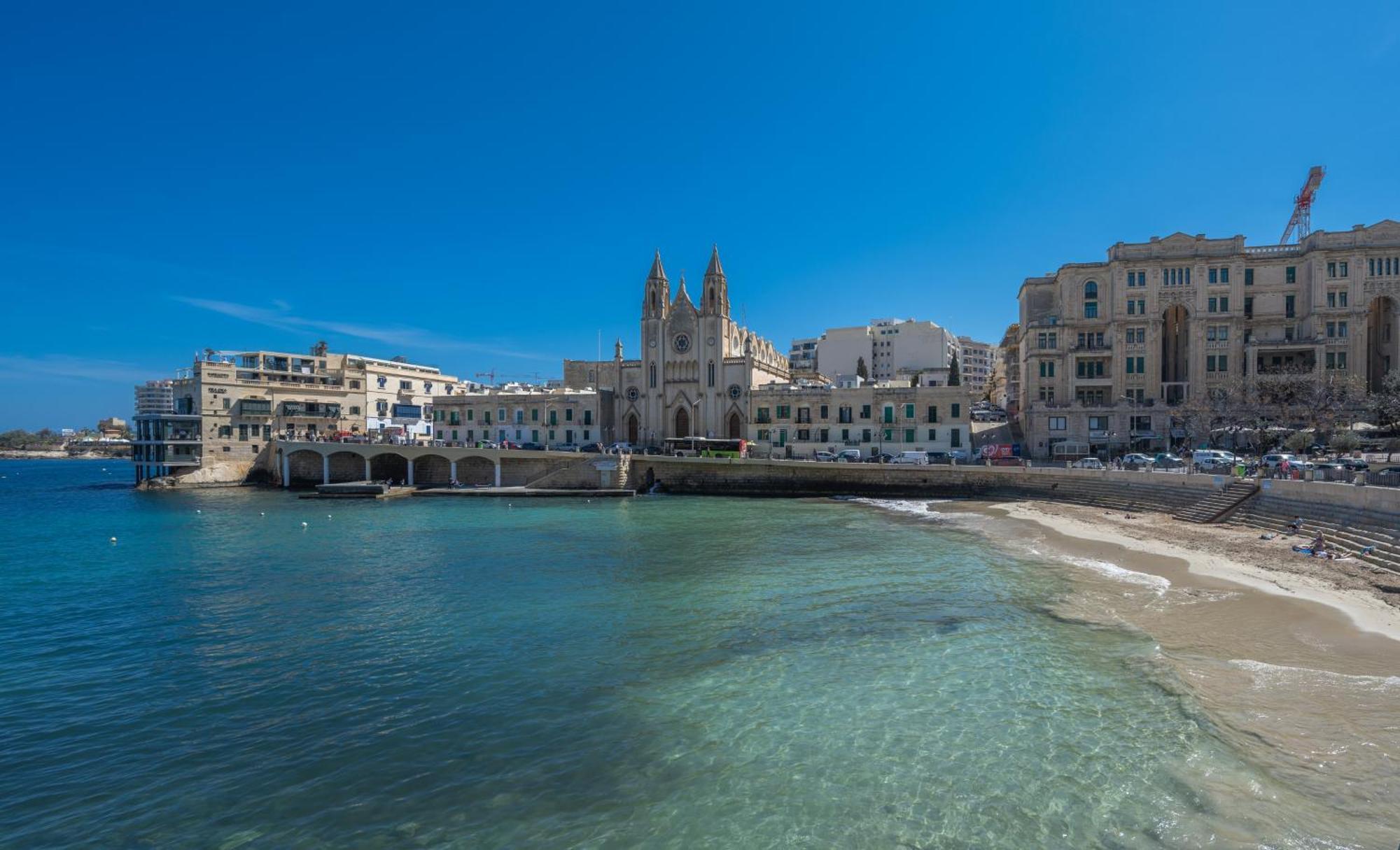 Spacious 3 Bedroom Apartment In The Heart Of St Julians Saint Julian's Dış mekan fotoğraf