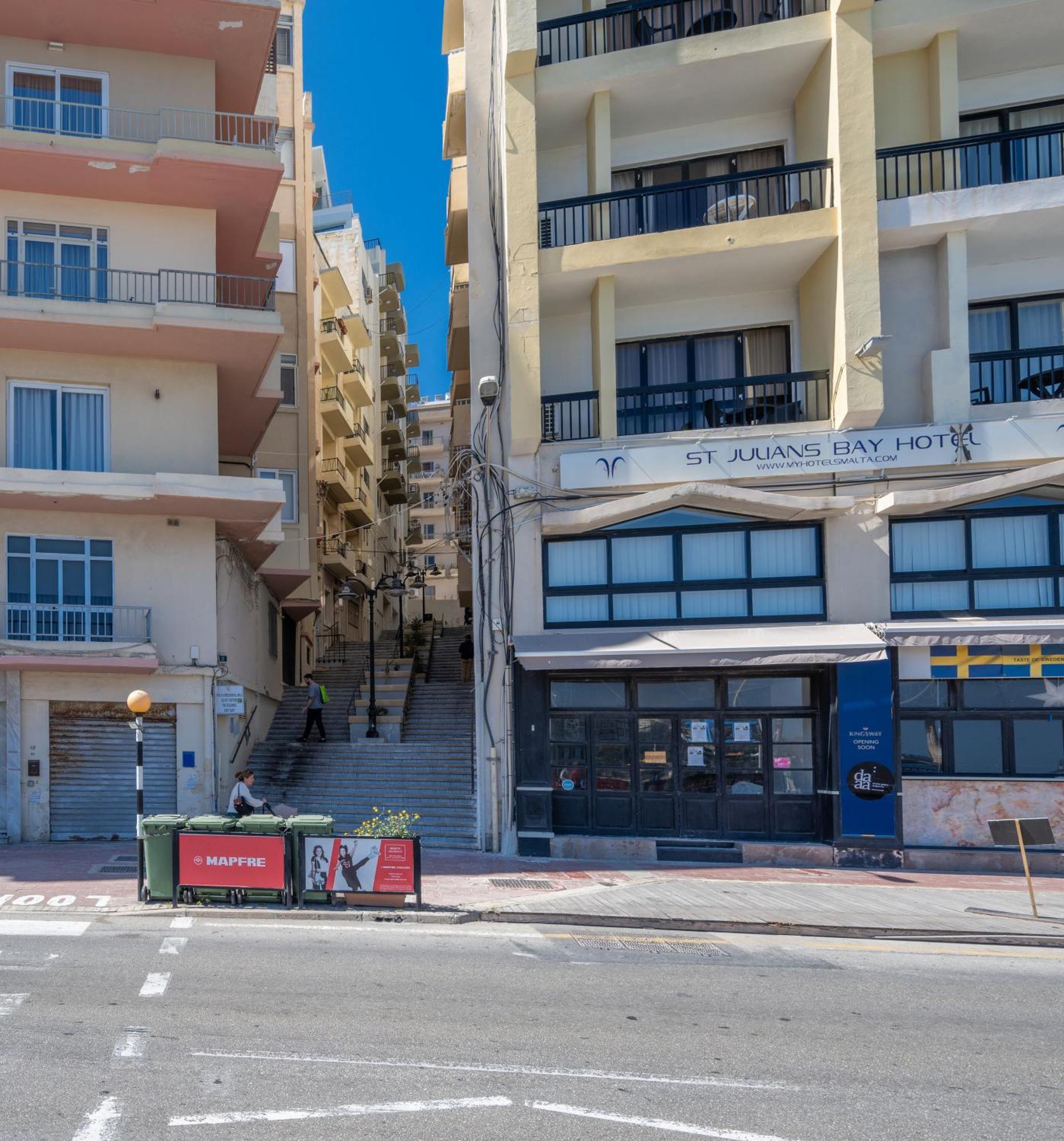 Spacious 3 Bedroom Apartment In The Heart Of St Julians Saint Julian's Dış mekan fotoğraf